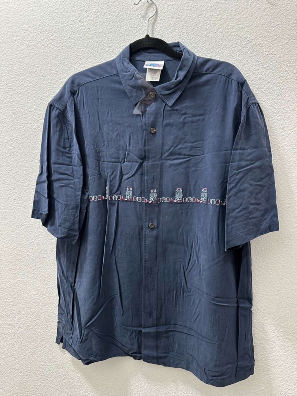 Disneyland Resort Large Mickey Mouse Embroidered Men’s Shirt Rayon
